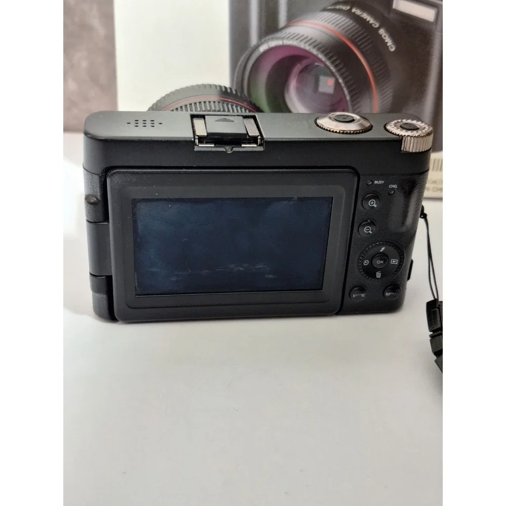 High Definition Digital Video Camera with Flip Screen 16x Zoom 3.0